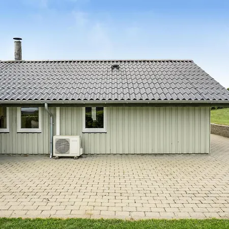 Awesome Home In Hejls With Wifi *