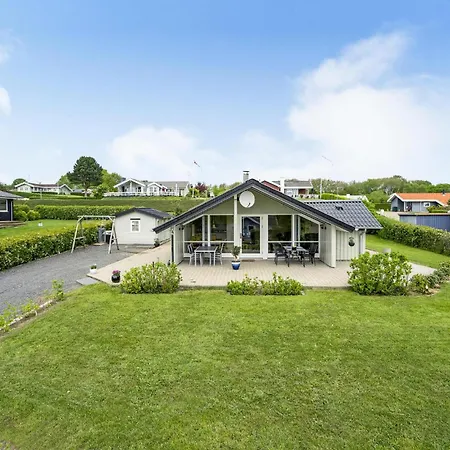 Awesome Home In Hejls With Wifi