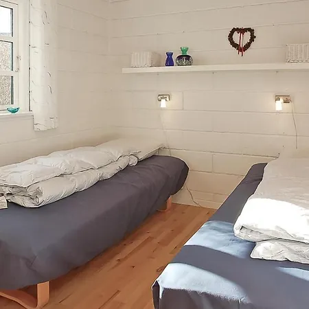 Awesome Home In Hejls With Wifi 度假居 *