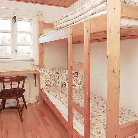 Awesome Home In Hejls With Wifi *
